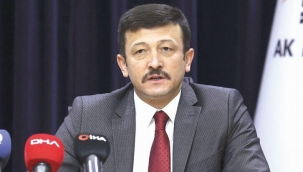 AK Partili Dağ’dan Ayvatoğlu yorumu: Güçlü görünmek için fotoğraf çektirmiş olabilir