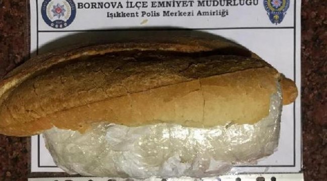 İzmir'de 'pes' dedirten olay! Ekmeğin içinde saklamış...