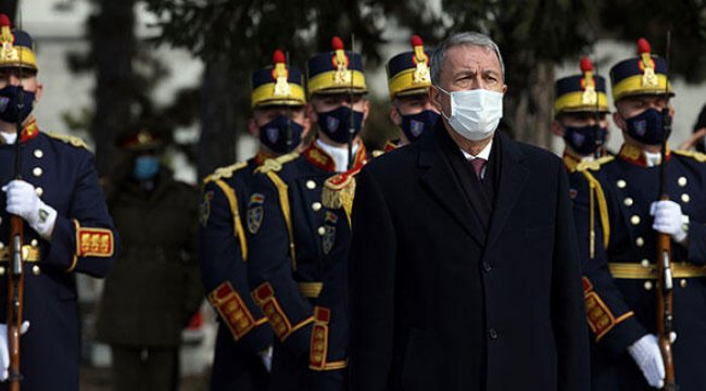 Milli Savunma Bakanı Akar, Bükreş Türk Şehitliği'ni ziyaret etti