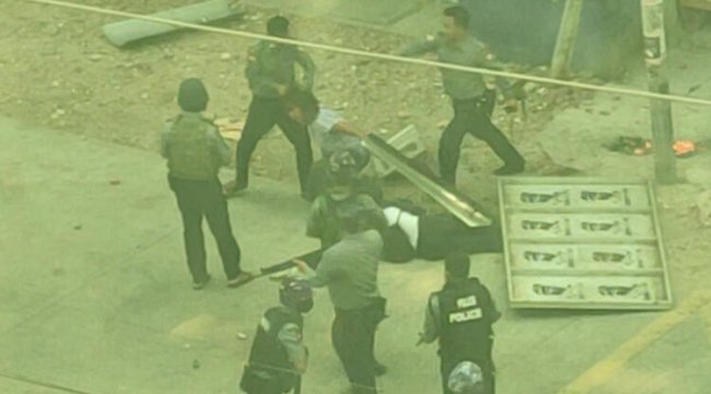 Myanmar'da protestolar sürüyor: En az 38 kişi ölü