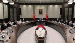 Kabinede sürpriz değişiklikler: İşte giden ve yeni gelen bakanlar!
