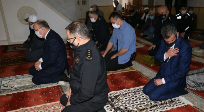 Manisa'da Şehit Polisler İçin Mevlit Okutuldu