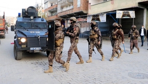 Şanlıurfa’da uyuşturucu satıcılarına şafak operasyonu: 27 gözaltı