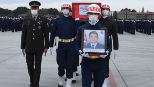Türk Yıldızları'nın şehit pilotu, memleketine uğurlandı 