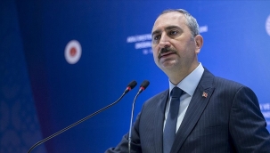 Ülkemizi geriye götürmek isteyen vesayetçi zihniyetin muvaffak olması mümkün değildir