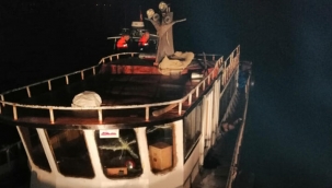 Van Gölü'nde, teknede 20 kaçak göçmen yakalandı