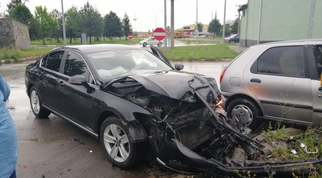 Rektör Prof. Dr. Kavuncu, trafik kazasında yaralandı