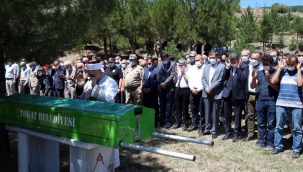Bakan Mahmut Özer'in acı günü! Amcası Mehmet Özer son yolculuğuna uğurlandı