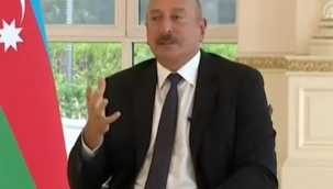 Azerbaycan Cumhurbaşkanı Aliyev, Karabağ zaferini anlatırken gözleri doldu