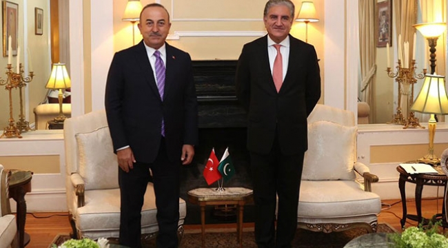 Bakan Çavuşoğlu, Pakistan Dışişleri Bakanı ile görüştü