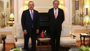 Bakan Çavuşoğlu, Pakistan Dışişleri Bakanı ile görüştü