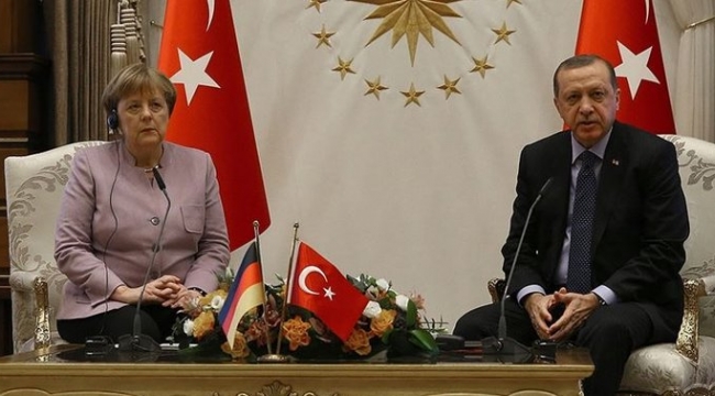 Almanya Başbakanı Merkel Türkiye'ye gelecek