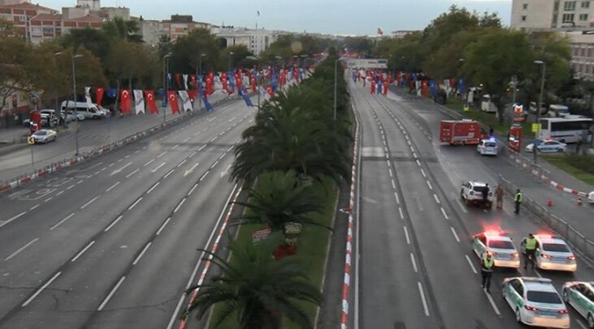 Cumhuriyet Bayramı kutlamaları nedeniyle Vatan Caddesi trafiğe kapatıldı