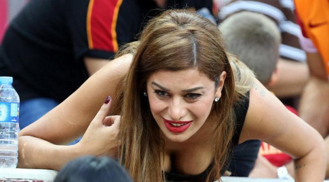 Futbolcu kocasının ev halini ifşa etti!