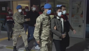 İzmir merkezli FETÖ operasyonunda gözaltı sayısı 135'e yükseldi