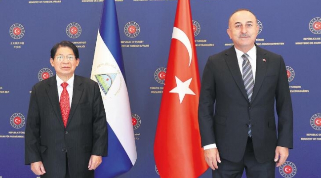 Kendi göbeğimizi kendimiz keseriz