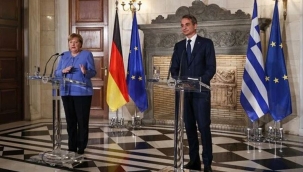 Merkel'den Atina'da 'Türkiye' mesajı