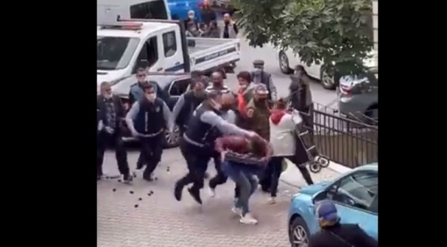 Seyyarları darp etmişlerdi... Zabıtalar açığa alındı