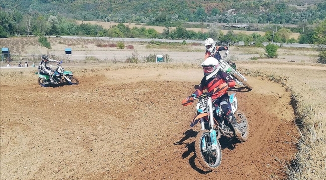 Yunanistan'daki motosiklet şampiyonasında Türkiye'den 14 sporcu yarışacak
