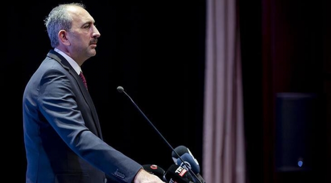 Bakan Gül: Hukuk, sesi daha çok çıkanın değil, haklı olanın yanındadır