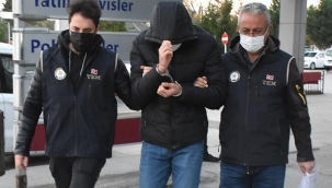 FETÖ'nün 'mahrem askeri yapılanmasına' operasyon: 4 gözaltı
