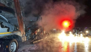 Sıfır araçlar cayır cayır yandı
