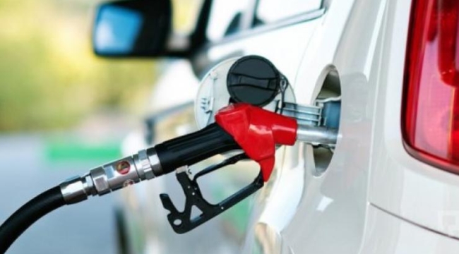 Benzine büyük zam yolda: Yarından itibaren geçerli olması bekleniyor!