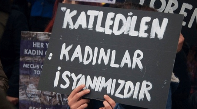 Eşini demir çubukla öldürdü