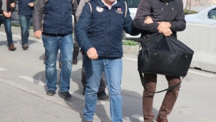 Tekneyle yurt dışına kaçmaya çalışan 51 FETÖ şüphelisi yakalandı