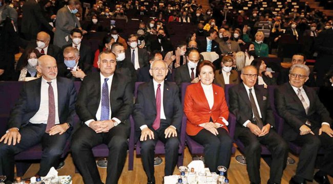 'Demokrasiyi gençler getirecek'