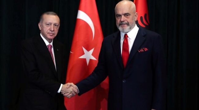 Erdoğan'dan Arnavutluk'ta FETÖ mesajı