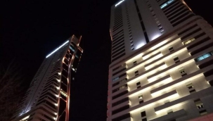 İzmir'de iki kulelerde yangın paniği!3 kişi yaralandı