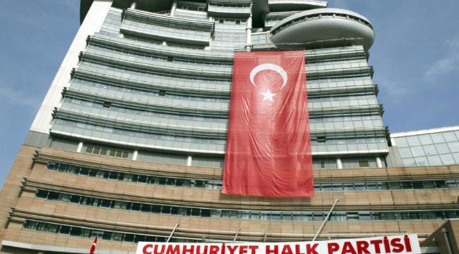 Kurultay ertelendi; CHP seçime aynı kadroyla gidiyor
