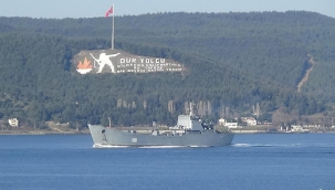 Rus savaş gemisi, Çanakkale Boğazı'ndan geçti