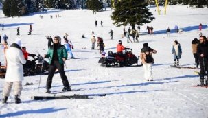 Yılbaşında Uludağ'a turist akını