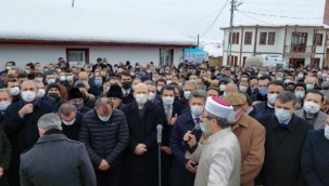Bakan Soylu, AK Partili Ceylan'ın babasının cenazesine katıldı