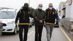 Bankadan çıkan kişinin çantasındaki 68 bin Euro'yu çalmaya çalıştı