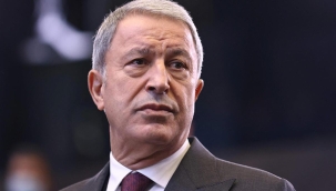 Bakan Akar, Ukraynalı mevkidaşı ile görüştü
