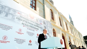 Ayasofya Fatih Medresesi... 86 yıl sonra eğitimin hizmetinde