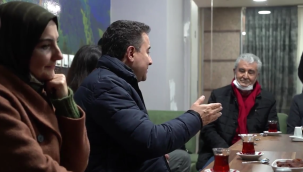 Babacan, 'ekonomi düzelmez' diyen vatandaşa böyle yanıt verdi