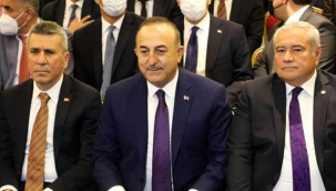 Bakan Çavuşoğlu, Antalya Bilim Merkezi ve BilimFest’i gezdi