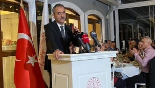 Öğretmenlik Meslek Kanunu'ndaki gelişmeyi Bakan Özer duyurdu: Cuma günü Cumhurbaşkanlığına göndereceğiz