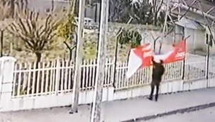 Vicdansız: LÖSEV’in bağış pankartını parçaladı