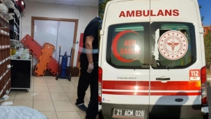 Yine sağlık çalışanlarına saldırı! Ortalık savaş alanına döndü