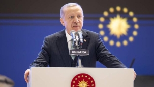 Cumhurbaşkanı Erdoğan'dan gençlere çağrı: Hayallerinizden asla vazgeçmeyin