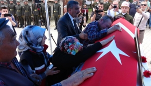 Şehit Piyade Er Oktay Salar, gözyaşlarıyla son yolculuğuna uğurlandı