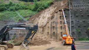 Bolu Dağı Tüneli’nde toprak kayması! İstanbul yönü trafiğe kapatıldı
