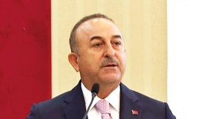 Çavuşoğlu'ndan Atina uyarıları: 'Yunanistan kaşınıyor'