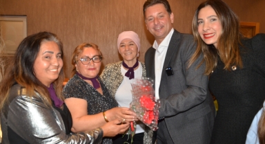 Çeşmeli Kadınlar Coşkulu Kutlamaya 'Tanık' Oldu